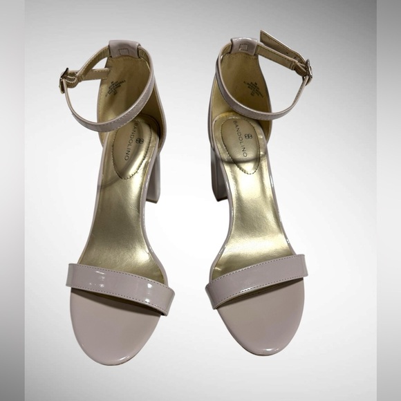 Bandolino Armory Block Heel Dress Sandals Size 8M - Picture 3 of 16